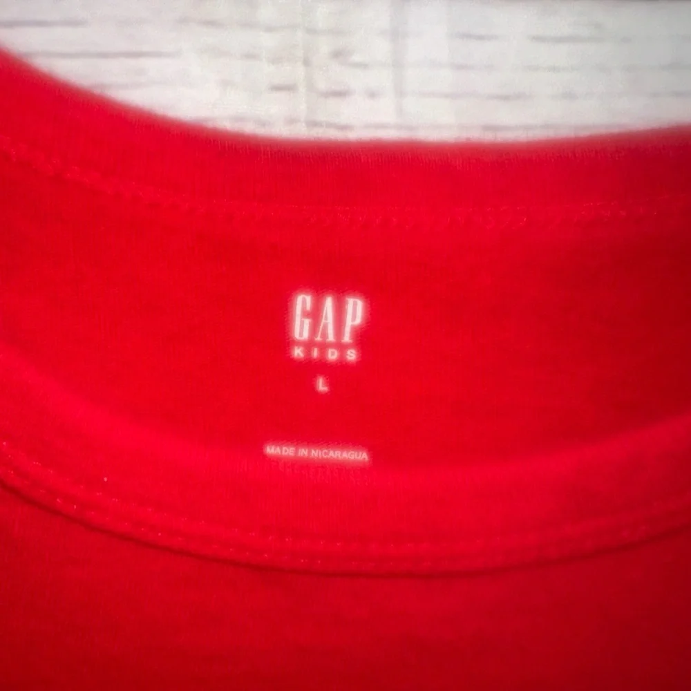 Gap Boys Red T-Shirt Size Large